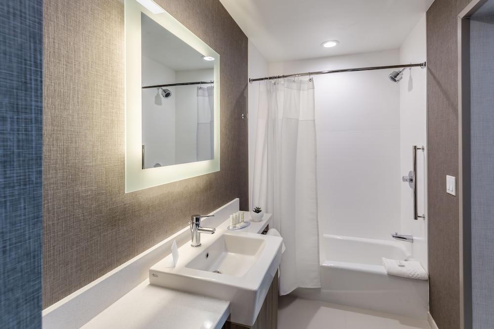 Springhill Suites By Marriott Columbia Exterior photo